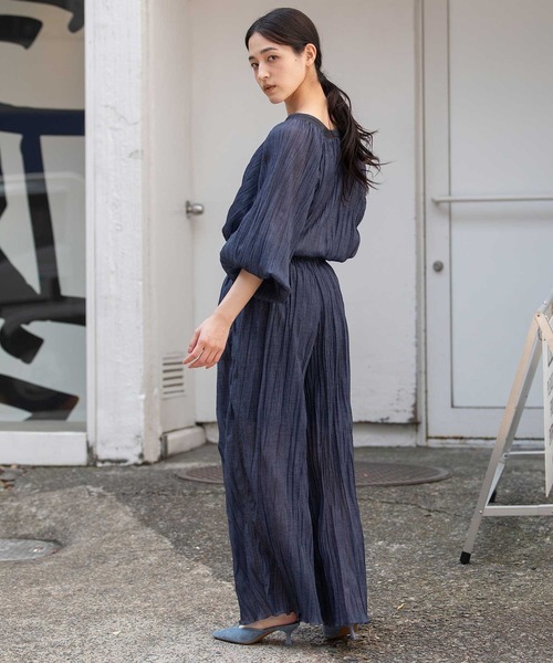 Munich(ミューニック)の「ワッシャープリーツシアーデニムワイドパンツ(その他パンツ・レディース・ブラック/ネイビー・S)」の13枚目の写真