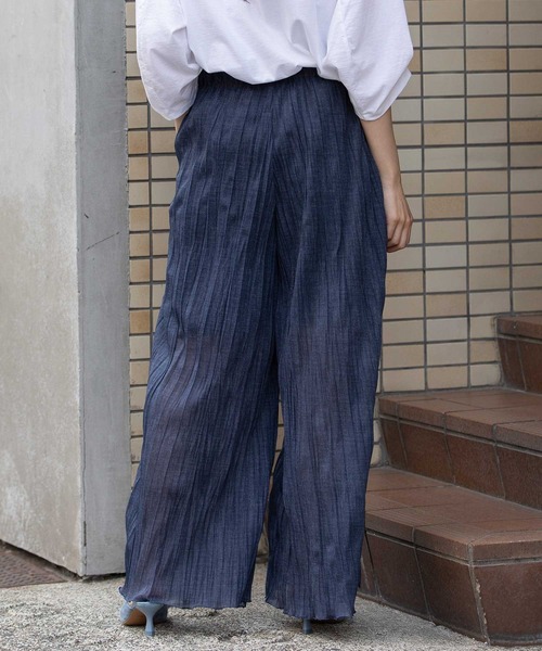 Munich(ミューニック)の「ワッシャープリーツシアーデニムワイドパンツ(その他パンツ・レディース・ブラック/ネイビー・S)」の20枚目の写真