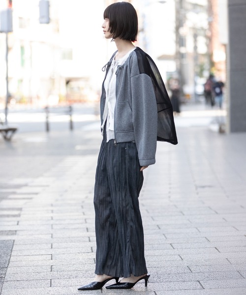 Munich(ミューニック)の「ワッシャープリーツシアーデニムワイドパンツ(その他パンツ・レディース・ブラック/ネイビー・S)」の8枚目の写真