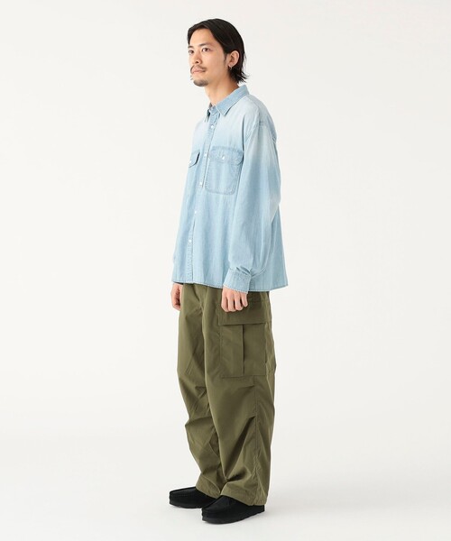 B:MING by BEAMS（ビーミングバイビームス）の「ユーズド加工 シャンブレー シャツ（シャツ/ブラウス・メンズ・ブラック/インディゴブルー・S/M/L/XL）」の4枚目の写真