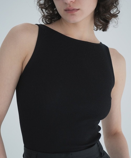 新品未使用タグ付き　clane EDGY CUT TANK TOPS CLANE（クラネ）の「CLANE EDGY CUT TANK TOPS（タンクトップ