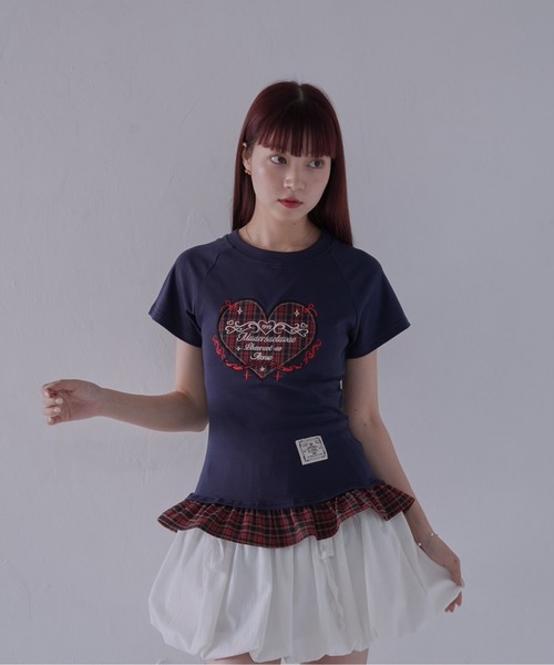 Uenui（ウニュイ）の「【 cunii 】 チェックハートフリルTシャツ（Tシャツ/カットソー・レディース・ネイビー/グレー・FREE）」の7枚目の写真