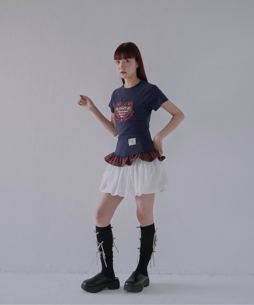 Uenui（ウニュイ）の「【 cunii 】 チェックハートフリルTシャツ（Tシャツ/カットソー・レディース・ネイビー/グレー・FREE）」の9枚目の写真