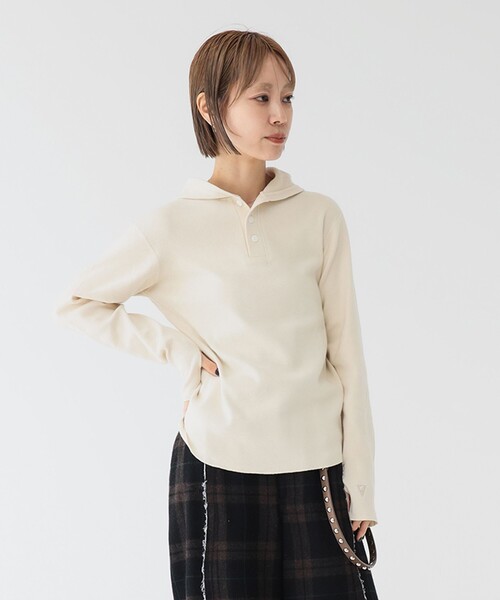 maturely(マチュアリー)の「【別注】Healthknit × maturely / フーデッド ヘンリー ロングスリーブ(Tシャツ/カットソー・レディース・その他/ブラック/ナチュラル・ONE SIZE)」の2枚目の写真