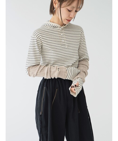 maturely(マチュアリー)の「【別注】Healthknit × maturely / フーデッド ヘンリー ロングスリーブ(Tシャツ/カットソー・レディース・その他/ブラック/ナチュラル・ONE SIZE)」の6枚目の写真