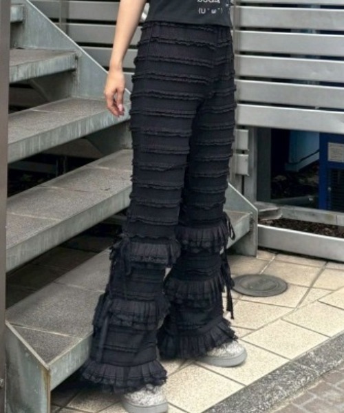 セール】FRILL LACE FLARE パンツ（その他パンツ）｜Candy Stripper