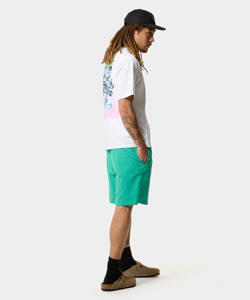 HUF（ハフ）の「WORLD FESTIVAL TEE（Tシャツ/カットソー・メンズ・ホワイト/ブラック・S/M/L/XL/XXL）」の8枚目の写真