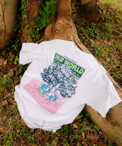 HUF（ハフ）の「WORLD FESTIVAL TEE（Tシャツ/カットソー・メンズ・ホワイト/ブラック・S/M/L/XL/XXL）」の17枚目の写真