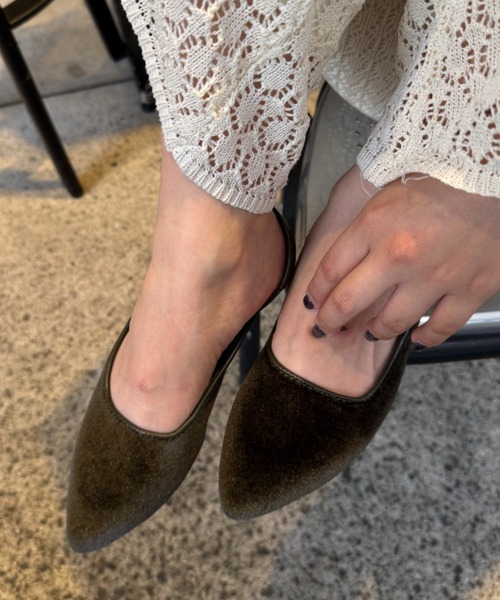 CIAOPANIC TYPY(チャオパニックティピー)の「【S~XL展開】アソート素材フラットミュール(パンプス・レディース・シルバー/カーキ/ブラック/ブラウン・SMALL/MEDIUM/LARGE/X-LARGE)」の7枚目の写真