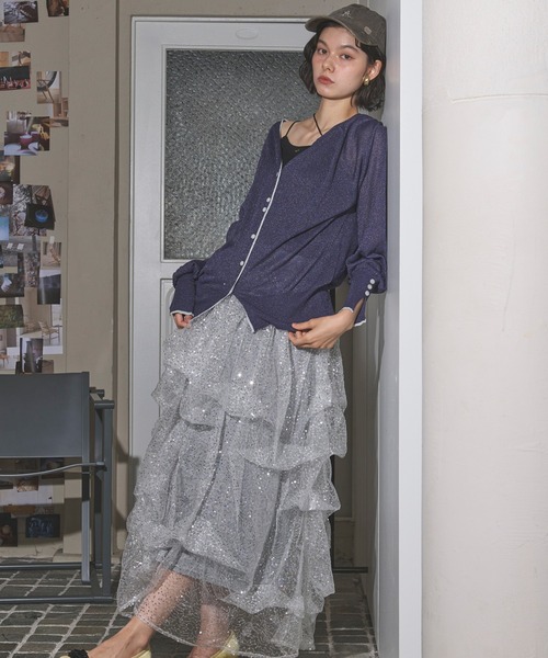 loin nuit(ロワンニュイ)の「sheer color scheme cardigan / シアーカラースキームカーディガン(カーディガン/ボレロ・レディース・レッド/ネイビー/グレー・FREE)」の2枚目の写真