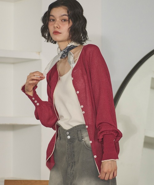 loin nuit(ロワンニュイ)の「sheer color scheme cardigan / シアーカラースキームカーディガン(カーディガン/ボレロ・レディース・レッド/ネイビー/グレー・FREE)」の3枚目の写真