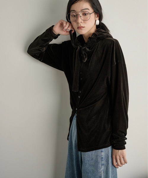 THE YOn（ザヨン）の「ベロアフーディーカーディガン（Tシャツ/カットソー・レディース・ピンク/キャメル/オートミール/ダークブラウン・FREE）」の18枚目の写真