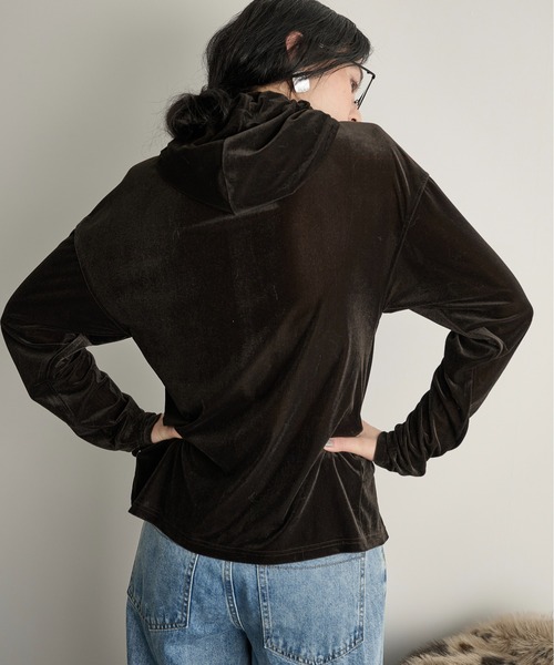 THE YOn（ザヨン）の「ベロアフーディーカーディガン（Tシャツ/カットソー・レディース・ピンク/キャメル/オートミール/ダークブラウン・FREE）」の21枚目の写真