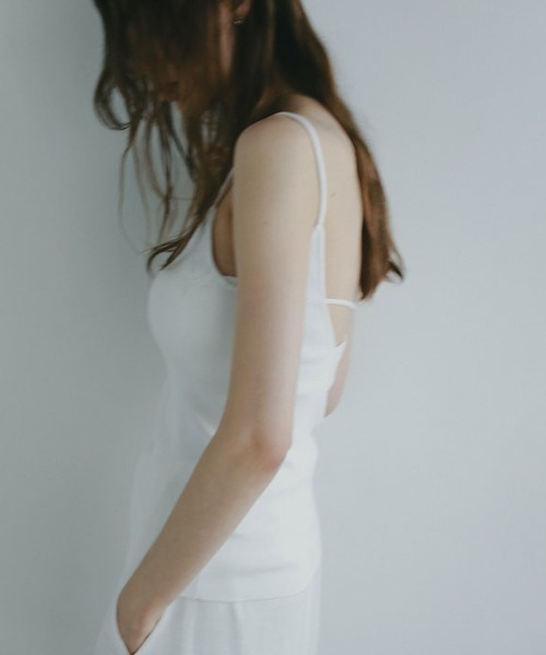 ETRE TOKYO（エトレトウキョウ）の「バンドゥセットニットキャミソール（キャミソール・レディース・ホワイト/レッド/ブラック・FREE）」の9枚目の写真