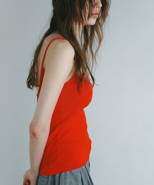 ETRE TOKYO（エトレトウキョウ）の「バンドゥセットニットキャミソール（キャミソール・レディース・ホワイト/レッド/ブラック・FREE）」の5枚目の写真