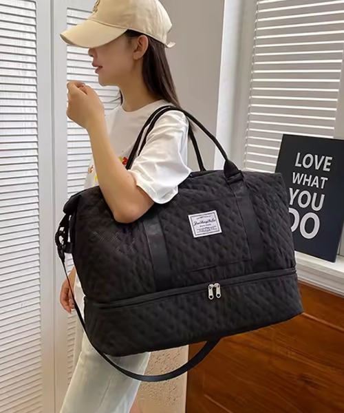 VIBGYOR（ヴィブジョー）の「LESRIRE/キルティングトラベルバッグ L9215（ボストンバッグ・レディース・ブラック/ピンクベージュ/グリーン/ピンク/ホワイト・FREE）」の3枚目の写真