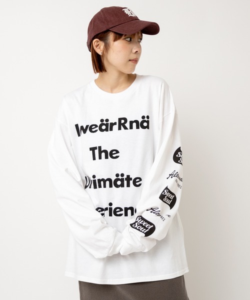 RNA(アールエヌエー)の「M2520 CATハートブリントロンT(Tシャツ/カットソー・レディース・ホワイト/ホワイト系その他/ブルー・MEDIUM)」の2枚目の写真