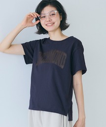 サイドスリットプリントTシャツ