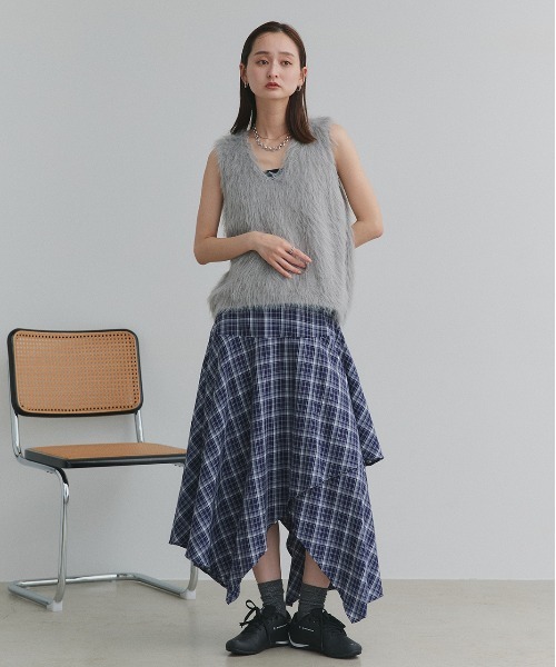 ad thie（アドティエ）の「イレヘムデザイン チェックスカート（スカート・レディース・ブラック/ネイビー・FREE）」の20枚目の写真