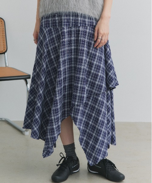 ad thie（アドティエ）の「イレヘムデザイン チェックスカート（スカート・レディース・ブラック/ネイビー・FREE）」の13枚目の写真