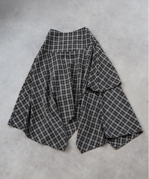 ad thie（アドティエ）の「イレヘムデザイン チェックスカート（スカート・レディース・ブラック/ネイビー・FREE）」の15枚目の写真