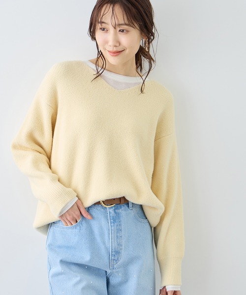 ROPE' PICNIC（ロペピクニック）の「【新色追加】スフレニットシリーズ Vネックニットプルオーバー/イージーケア・リンクコーデ（ニット/セーター・レディース・ライトグレー/ブラック/ダークブラウン/レッド/ブルー/キナリ/ピンク系その他2/クリーム/ベージュ/ラベンダー/ダークラベンダー・FREE）」の6枚目の写真