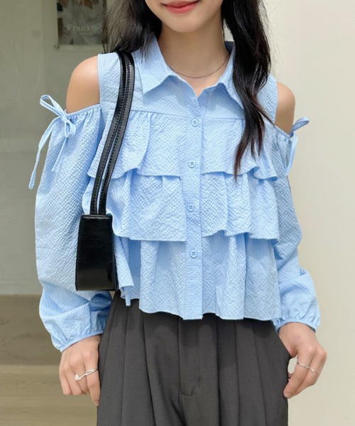 Ada.(エイダ)の「オープンショルダー ティアード 長袖 シャツ ブラウス(シャツ/ブラウス・レディース・ブラウン/アイボリー/ブラック/ブルー・FREE)」の8枚目の写真