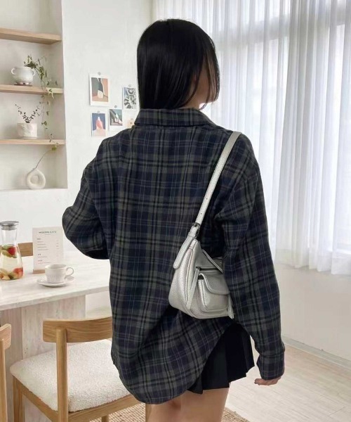 Lots of Love(ロッツオブラブ)の「ネルチェックシャツ(シャツ/ブラウス・レディース・ブラック/ネイビー/レッド/ブラウン・M)」の10枚目の写真