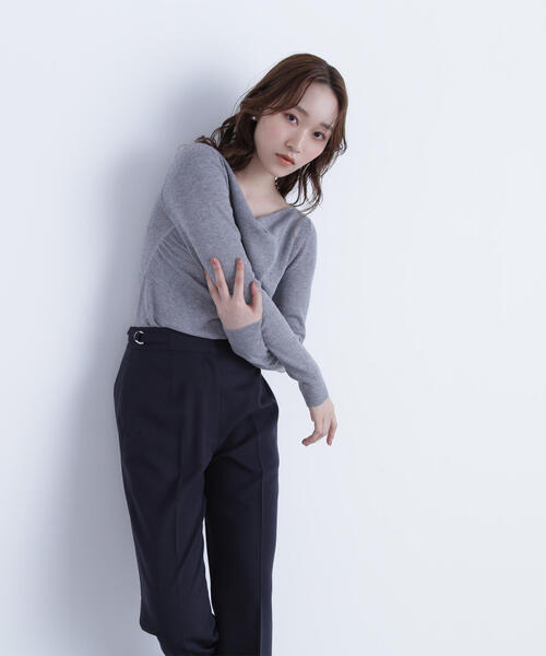 NATURAL BEAUTY BASIC（ナチュラルビューティーベーシック）の「◇ドレープコンパクトニット（ニット/セーター・レディース・ダークブラウン/ネイビー/グレー・FREE）」の7枚目の写真