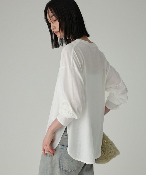 BABYLONE(バビロン)の「コットンカシミヤ天竺ロンT(Tシャツ/カットソー・レディース・チャコール/ホワイト・フリー)」の18枚目の写真