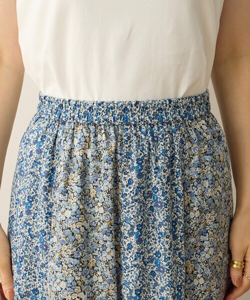 DECOY SINCE 1981(デコイシンスイチキュウハチイチ)の「リバティプリントスカート【ウエストゴム・ポケットあり・通年素材】(スカート・レディース・ネイビー・64/67)」の8枚目の写真