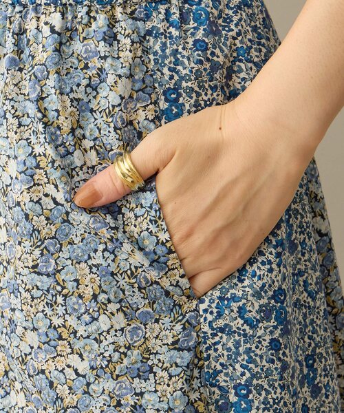 DECOY SINCE 1981(デコイシンスイチキュウハチイチ)の「リバティプリントスカート【ウエストゴム・ポケットあり・通年素材】(スカート・レディース・ネイビー・64/67)」の9枚目の写真