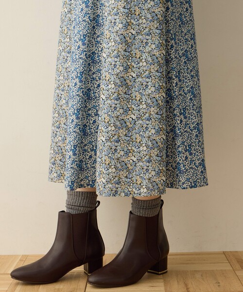 DECOY SINCE 1981(デコイシンスイチキュウハチイチ)の「リバティプリントスカート【ウエストゴム・ポケットあり・通年素材】(スカート・レディース・ネイビー・64/67)」の11枚目の写真