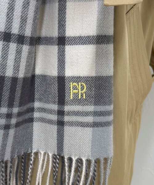 fredy emue(フレディエミュ)の「ソフトチェックストール(ストール/ショール・レディース・ホワイト系その他/イエロー系その他/ブルー系その他/ベージュ系その他/グレー系その他・FREE)」の18枚目の写真