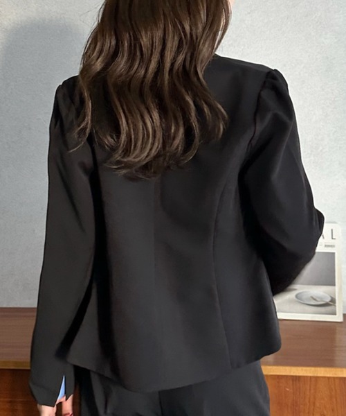 Eclat one（エクラワン）の「【Eclat one】オケージョンセットアップ対応 Vネック ノーカラージャケット（ノーカラージャケット・レディース・ベージュ/ブラック・FREE）」の10枚目の写真