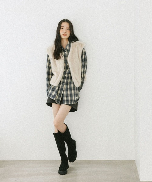 Heather（ヘザー）の「MIXファーショートベスト　604697（ベスト・レディース・ベージュ/ブラウン/アイボリー・FREE）」の9枚目の写真