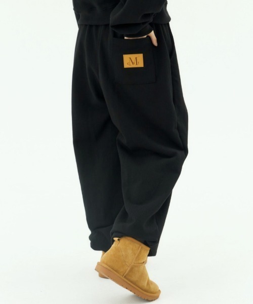 MUCENT(ムセント)の「A'GEM/9 × .kom 『MUCENT/ムーセント』 LASH METAL LOGO JOGGER SWEAT WIDE PANT/ラッシュメタルロゴジョガーワイドパンツ(その他パンツ・レディース・グレー/ブラック/アイボリー・S)」の7枚目の写真