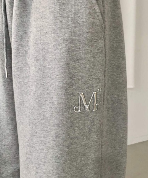 MUCENT(ムセント)の「A'GEM/9 × .kom 『MUCENT/ムーセント』 LASH METAL LOGO JOGGER SWEAT WIDE PANT/ラッシュメタルロゴジョガーワイドパンツ(その他パンツ・レディース・グレー/ブラック/アイボリー・S)」の16枚目の写真