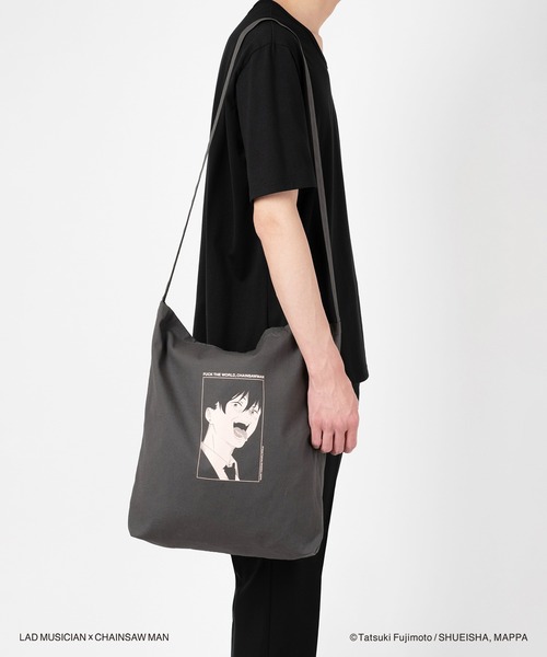 LAD MUSICIAN（ラッドミュージシャン）の「LAD MUSICIAN / CHAINSAW MAN TOTE BAG（トートバッグ・メンズ・ブラック/チャコール/ボルドー・FREE）」の8枚目の写真