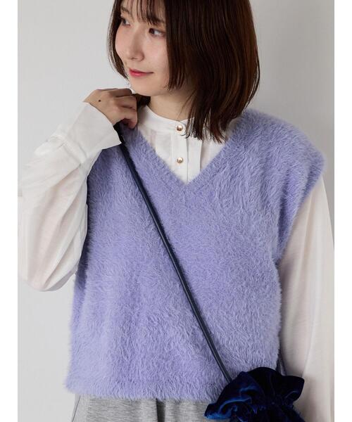 Te chichi TERRASSE（テチチテラス）の「シャギーVネックベスト（ニット/セーター・レディース・チャコールグレー/ピンク/パープル/モカ・F）」の2枚目の写真