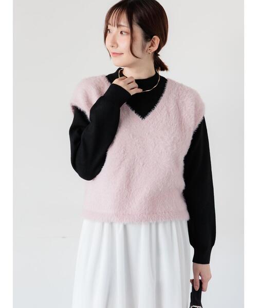 Te chichi TERRASSE（テチチテラス）の「シャギーVネックベスト（ニット/セーター・レディース・チャコールグレー/ピンク/パープル/モカ・F）」の4枚目の写真
