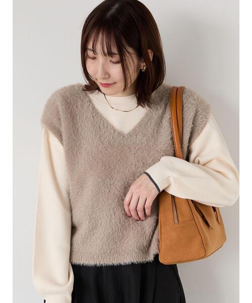 Te chichi TERRASSE（テチチテラス）の「シャギーVネックベスト（ニット/セーター・レディース・チャコールグレー/ピンク/パープル/モカ・F）」の3枚目の写真