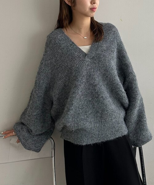 DISCOAT(ディスコート)の「【ユニセックス】畦編みフード付きシャギーニット(ニット/セーター・レディース・ベージュ/ダークグレー/ネイビー・FREE)」の17枚目の写真