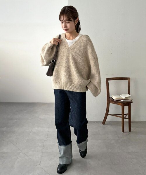 DISCOAT(ディスコート)の「【ユニセックス】畦編みフード付きシャギーニット(ニット/セーター・レディース・ベージュ/ダークグレー/ネイビー・FREE)」の7枚目の写真