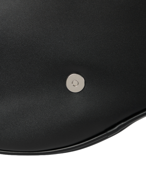 IUGAMAKARAS（イウガマカラス）の「H-Buckle Holster Bag（ショルダーバッグ・レディース・その他・FREE）」の15枚目の写真