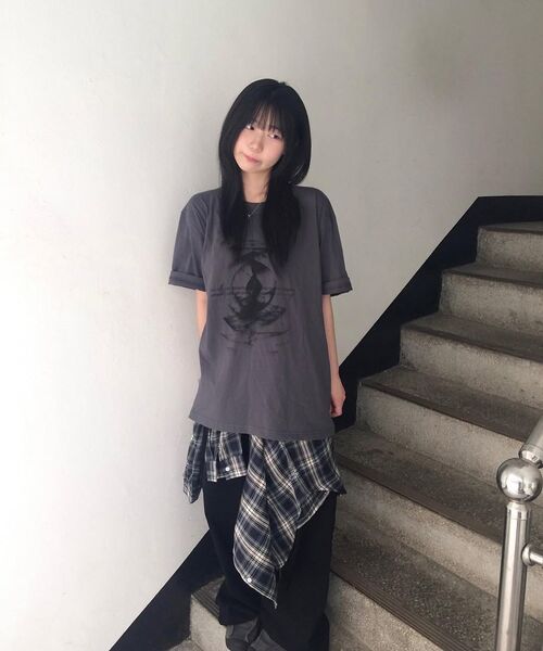 SLOWACID（スローアシッド）の「デューンウェーブ 半袖Tシャツ [チャコール]（Tシャツ/カットソー・レディース・その他・SMALL/MEDIUM/LARGE/X-LARGE）」の5枚目の写真