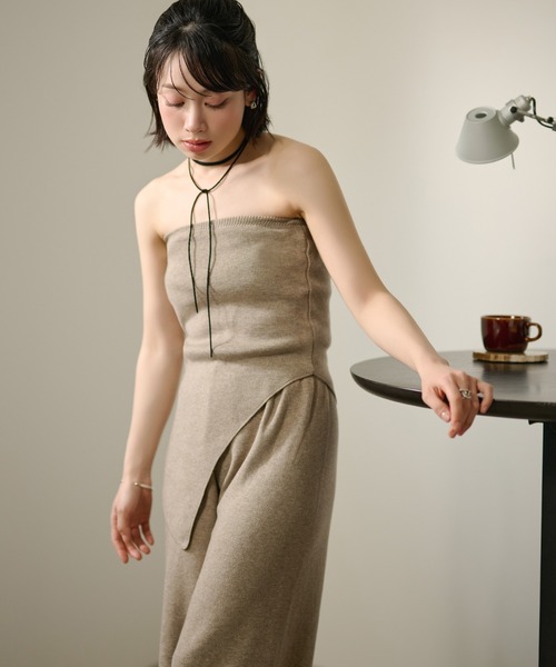 LAULEN(ローレン)の「asymmetry hem bustier knit 3set /アシンメトリーヘムビスチェニット3点セット(セットアップ・レディース・ブラック/グレイッシュベージュ/アイボリー・FREE)」の17枚目の写真