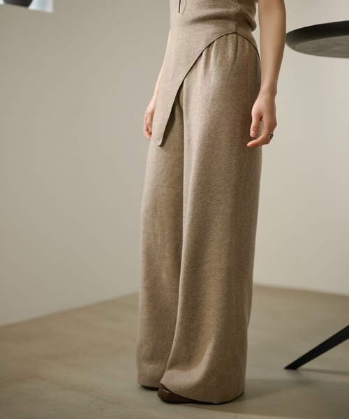LAULEN(ローレン)の「asymmetry hem bustier knit 3set /アシンメトリーヘムビスチェニット3点セット(セットアップ・レディース・ブラック/グレイッシュベージュ/アイボリー・FREE)」の19枚目の写真