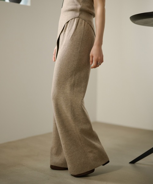 LAULEN(ローレン)の「asymmetry hem bustier knit 3set /アシンメトリーヘムビスチェニット3点セット(セットアップ・レディース・ブラック/グレイッシュベージュ/アイボリー・FREE)」の20枚目の写真