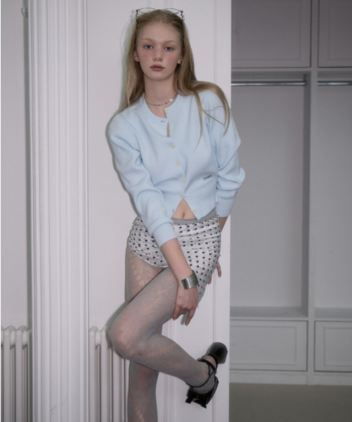 ROSEFRANTZ（ロゼフランツ）の「Soft Nut Button Cardigan [Sky Blue]（カーディガン/ボレロ・レディース・スカイブルー・OS）」の3枚目の写真